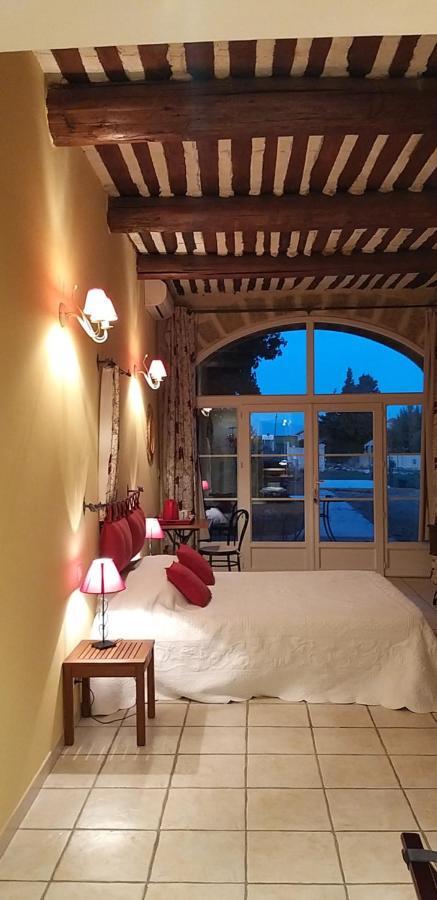 Bed and Breakfast Mas Du Puits Courthézon Exterior foto